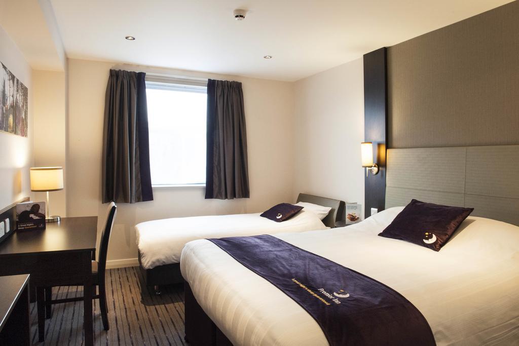 Premier Inn Harlow Bilik gambar