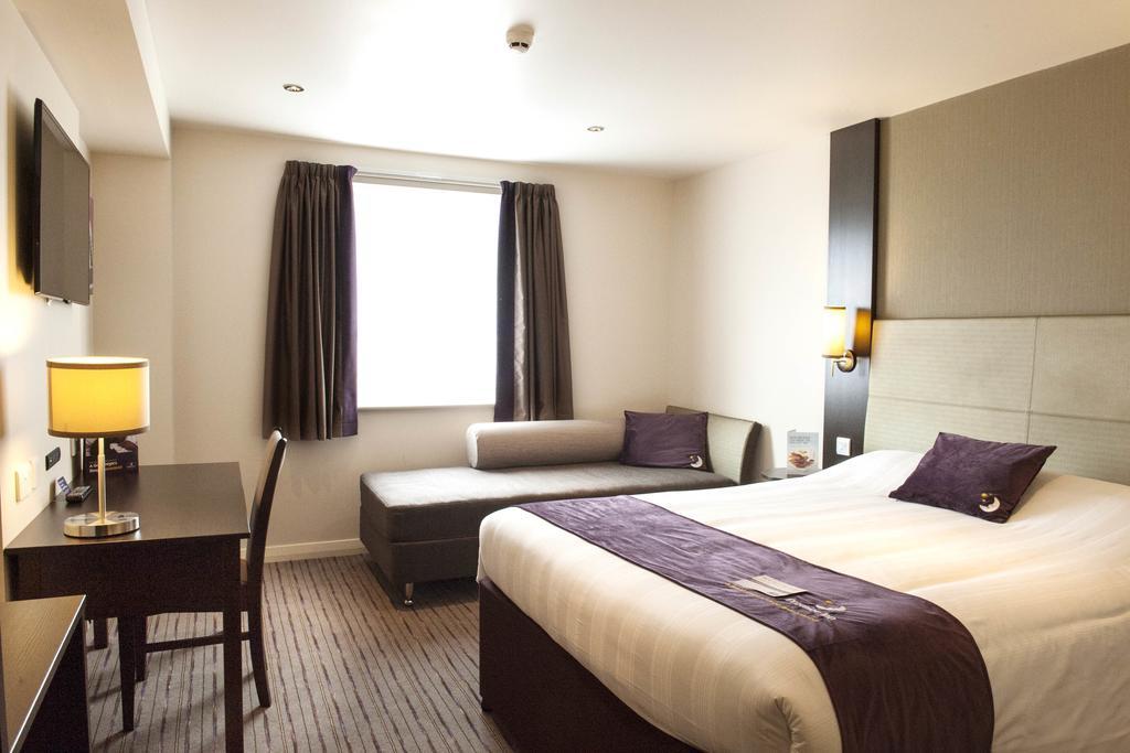 Premier Inn Harlow Bilik gambar